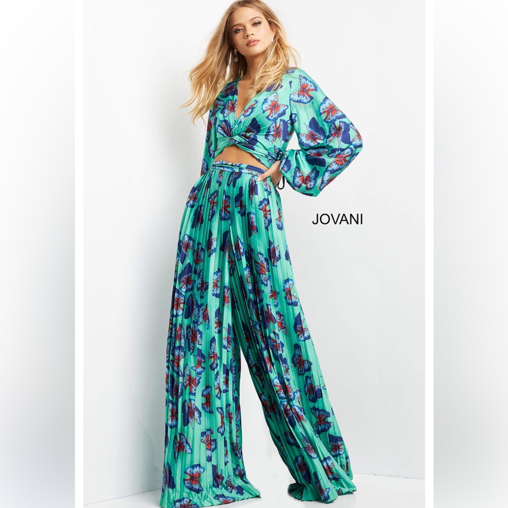 ISO Jovani two piece (do not Buy)